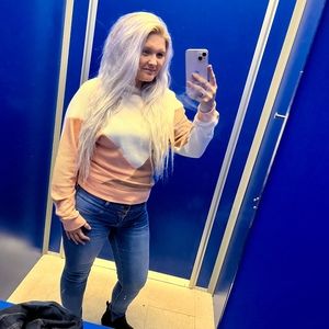 Meet your Posher, Kelli